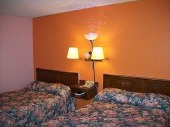 Motel Red Carpet Inn Lima
