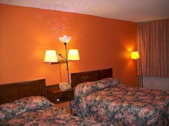 Motel Red Carpet Inn Lima