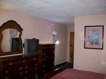 Motel Red Carpet Inn Lima