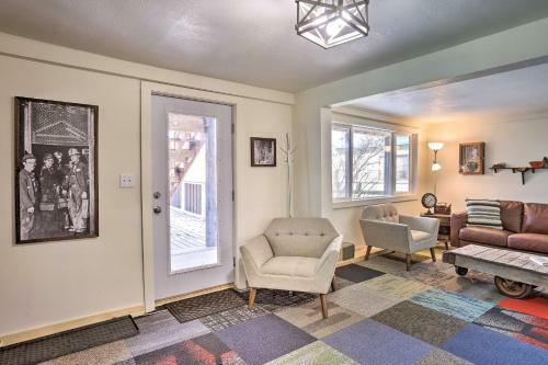 Esthers Main House In Lead With Deck And Views!