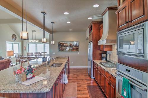 Expansive Black Hills Forest Home With Deck And Grill!
