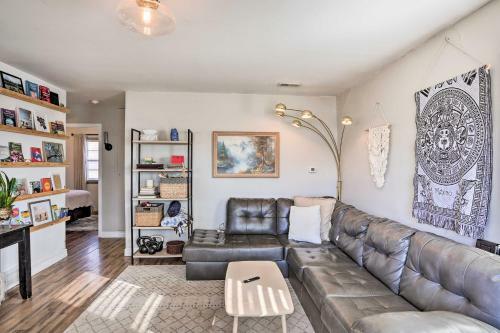 Cozy Rapid City Escape With Outdoor Fire Pit!