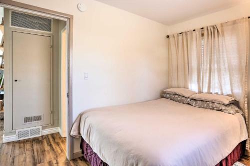 Cozy Rapid City Escape With Outdoor Fire Pit!