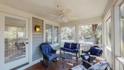 7611 Huntington Villas