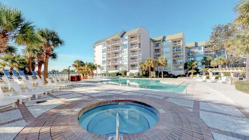 2215 Villamare