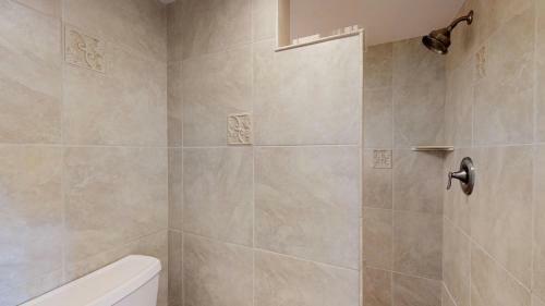 2215 Villamare