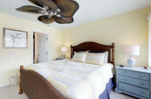 280 Turnberry Village