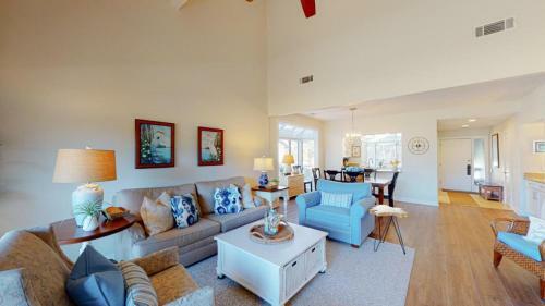 928 Inverness Village
