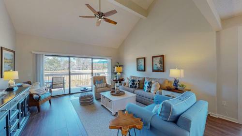 928 Inverness Village
