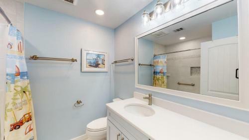 928 Inverness Village