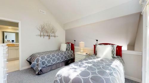 246 Turnberry Village