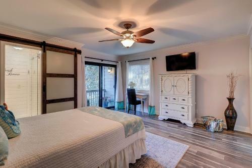 19 Sailmaster 3 Br Condo Shipyard Pool