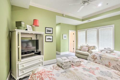 Upscale Beach Escape With Private Pool And Spa!