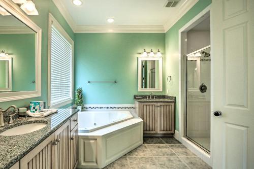 Upscale Beach Escape With Private Pool And Spa!