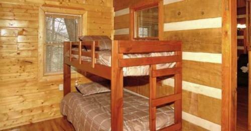 Wildwood Flower Cabin