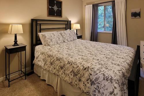 Lake Ridge Retreat