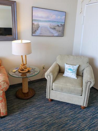 Coral Beach 816