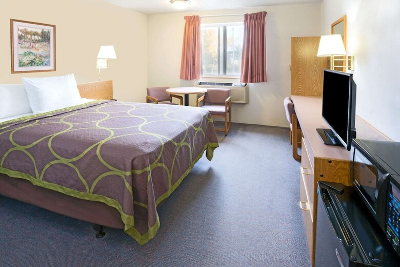 Hotel Super 8 Redmond
