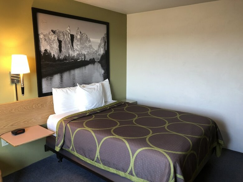 Hotel Super 8 Redmond
