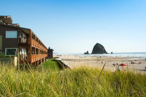Hotel Surfsand Resort