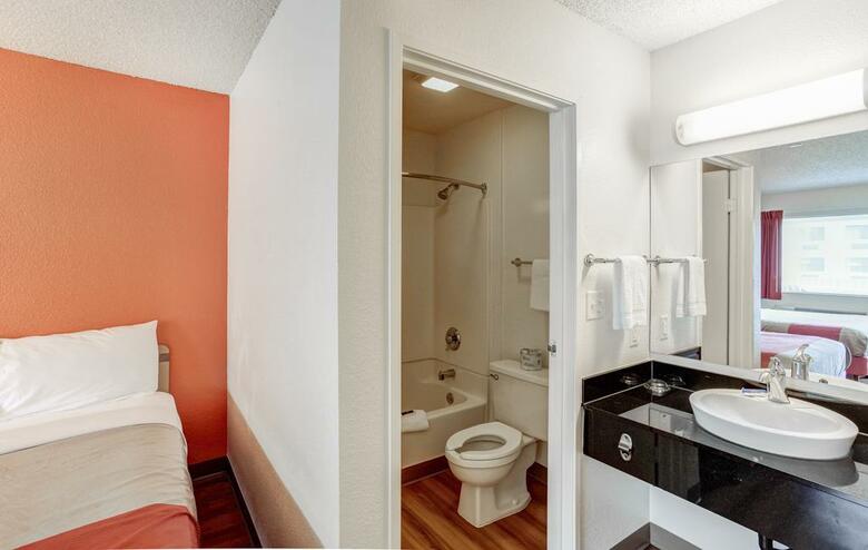 Motel 6 Medford North