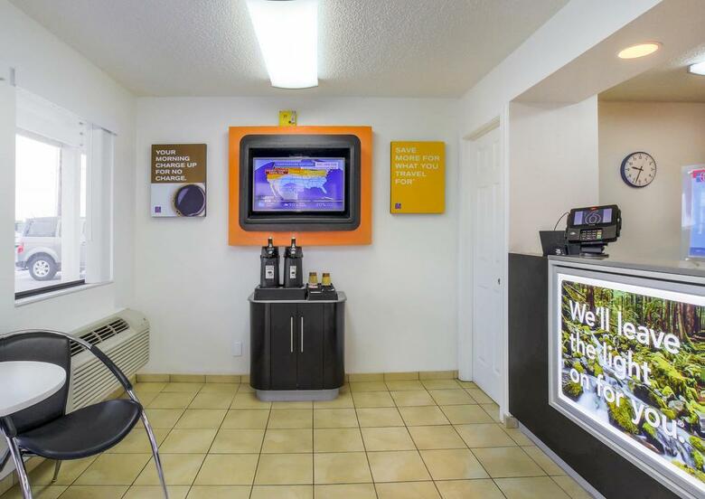 Motel 6 Medford North