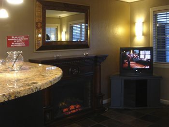 Hotel Rogue Valley Inn