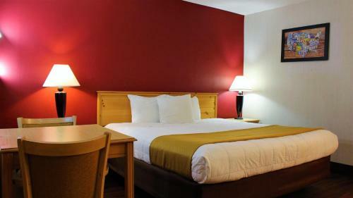 Hotel Medford Inn