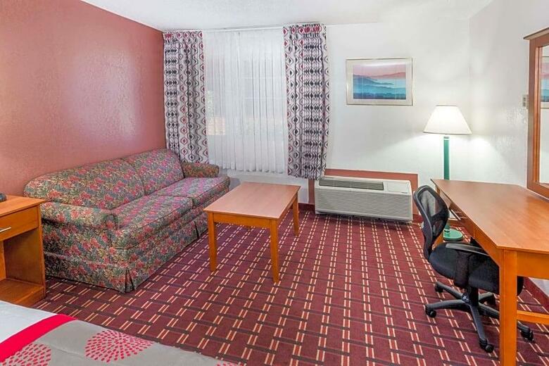 Motel Ramada Medford & Convention Center