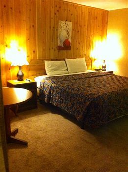 Motel Cedar Lodge Inn