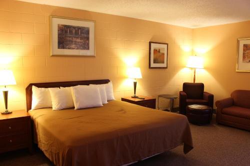 Hotel Sunlac Inn Lakota