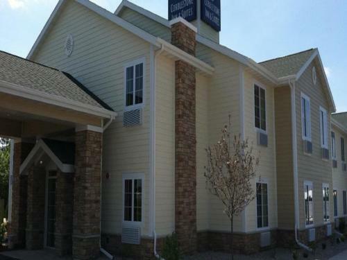 Hotel Cobblestone Inn & Suites Harvey