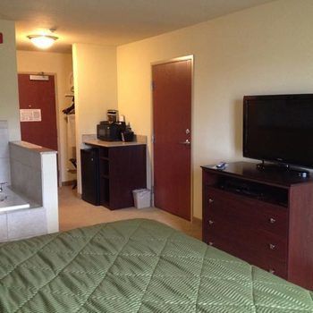 Posada Cobblestone Inn And Suites - Langdon