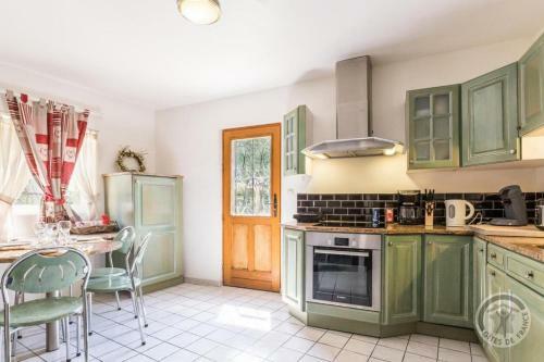 Charming Normandy Manor 17th In Livarot