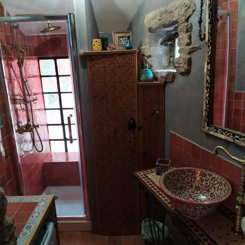 G�te La Rose Des Sables, Aux Portes de L'orient