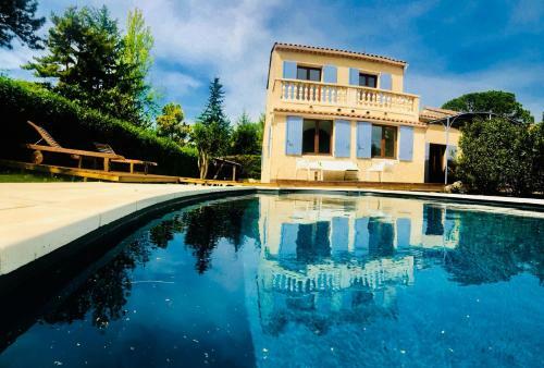 Villa In Provence With Private Pool