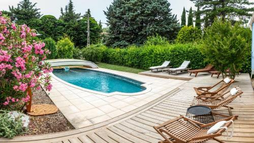 Villa In Provence With Private Pool