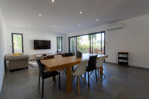 Villa Marosaya - Private Heated Pool