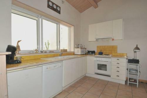 Maison De Village � �tage