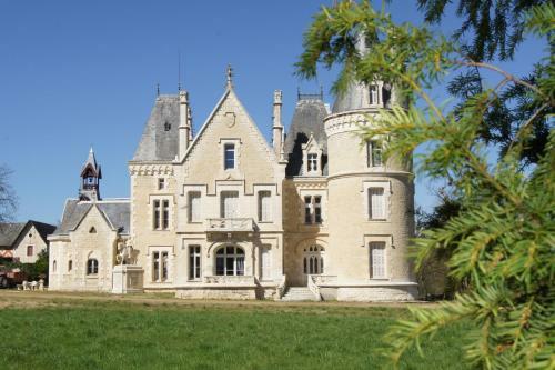 Hostal Ch�teau Des Chevaliers De Londigny