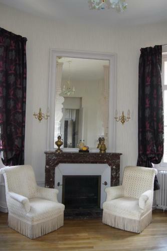 Hostal Ch�teau Des Chevaliers De Londigny