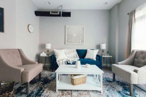 Apartamento Oasis On Main With Tempurpedic King Bed
