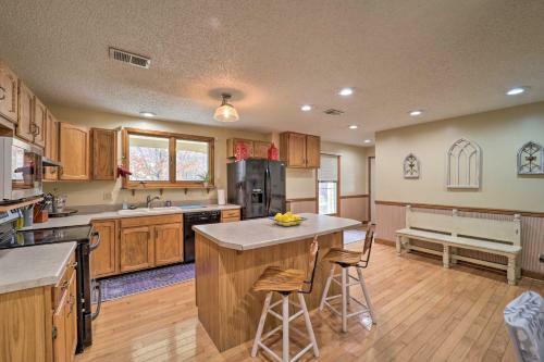 Johnson City Family Home With Front Porch!