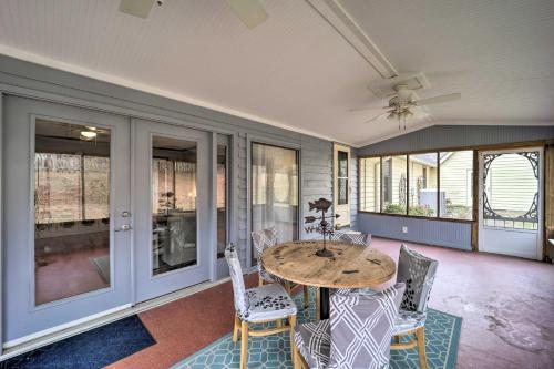 Johnson City Family Home With Front Porch!