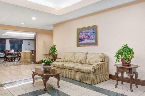 Motel Days Inn Haw River