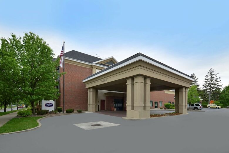 Hotel Hampton Inn East Aurora