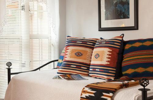 Casa Escondida Bed & Breakfast