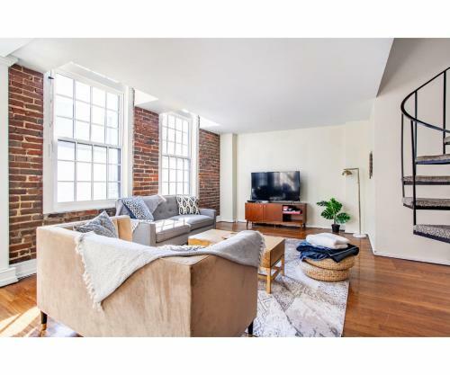 Apartamento Unique Old City Loft - Minutes From Market Square