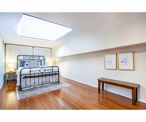 Apartamento Unique Old City Loft - Minutes From Market Square