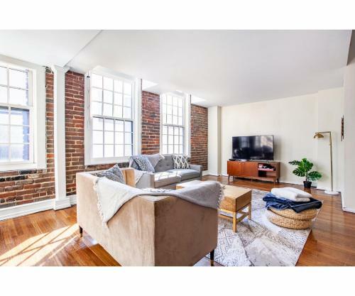 Apartamento Unique Old City Loft - Minutes From Market Square